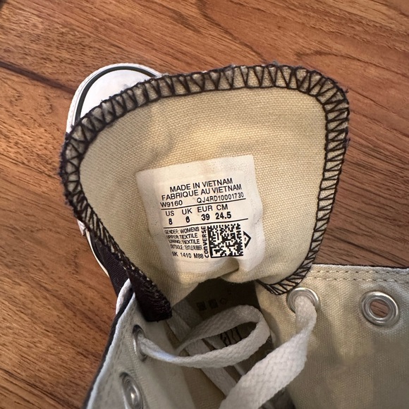 Converse High Top - Chuck Taylor All Star Canvas - Picture 3 of 5